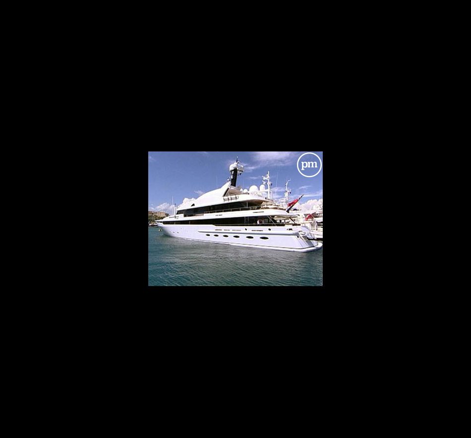 Des îles, des yachts et du caviar : passions de milliardaires