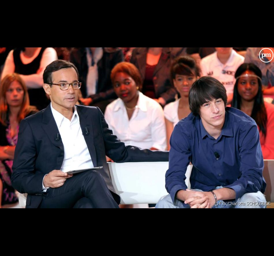 "Réunion de famille", à partir du 6 septembre 2011 sur France 2. Le mardi en deuxième partie de soirée.