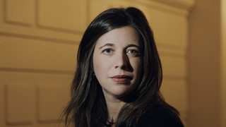 Le 87e prix Albert Londres décerné à la journaliste judiciaire Julie Brafman ("Libération") pour ses comptes-rendus des procès de Kim Kardashian et de Joël Le Scouarnec