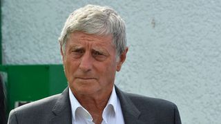 "Un choix éditorial catastrophique" : Jean-Michel Larqué fustige la fin de "Téléfoot" sur TF1