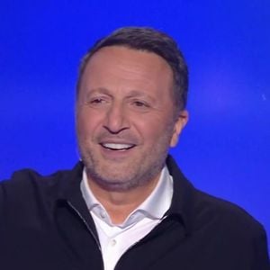 Arthur a proposé un nouveau numéro de son jeu "Le grand concours" hier soir sur TF1.