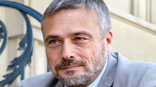 "Nous ne t'oublierons jamais" : Le scénariste Nicolas Jean, co-créateur de la série "HPI", est mort à l'âge de 63 ans