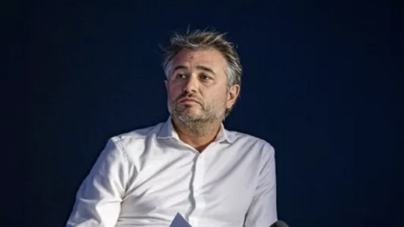 La rédaction de Challenges approuve à 82% l'arrivée d'un nouveau directeur, Emmanuel Duteil