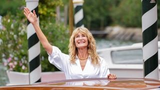 "The White Lotus" : Rififi en plein tournage de la saison 4, Helena Bonham Carter quitte la série, Laura Dern la remplace