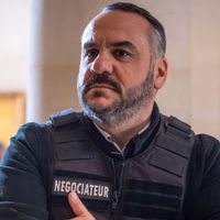 Audiences : Le lancement de la saison 2 de la série "Le négociateur" avec François-Xavier Demaison a-t-il détrôné "Meurtres au paradis" sur France 2 ?