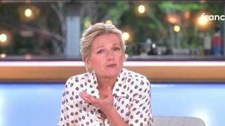 "À 50.000 euros l’émission, Mediawan ne gagne pas d’argent" : Pierre-Antoine Capton se confie sur le coût de production de ‘C à vous'
