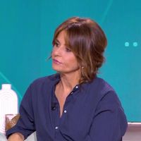 Vivre avec une personne bipolaire, accepter son trouble borderline... "Ça commence aujourd'hui" et Faustine Bollaert lancent une semaine spéciale santé mentale sur France 2