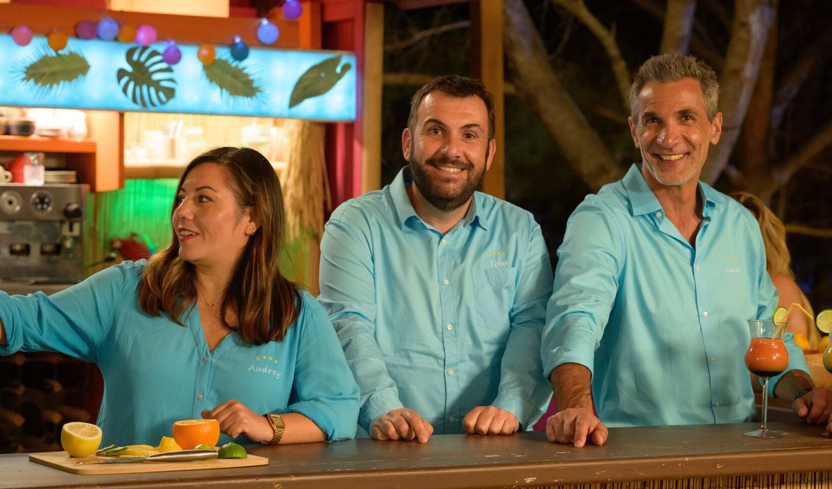Audiences : Quelle fiction entre "Camping Paradis " et "Simon Coleman" a pris la tête des audiences ?