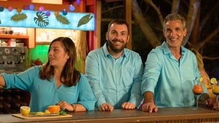 Audiences : Quelle fiction entre "Camping Paradis " et "Simon Coleman" a pris la tête des audiences ?