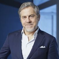 Frédéric de Vincelles, ex-cadre historique du groupe M6, et l'ancien boxeur Brahim Asloum rejoignent le groupe Mediawan de Pierre-Antoine Capton
