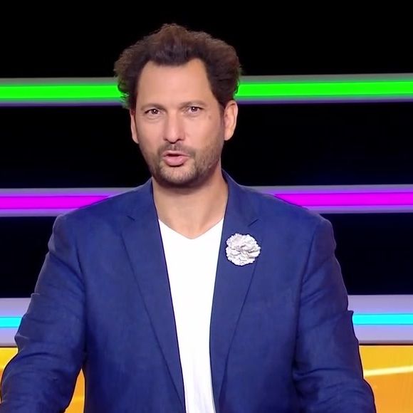 Eric Antoine aux commandes de "La roue de la fortune" sur M6.