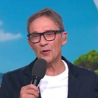 "Ça va changer beaucoup de choses" : Julien Courbet tease sa rentrée "100% télé" avec "Ça peut vous arriver chez vous" sur M6