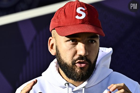 Bigflo lors du Match de Ligue 1 McDonald's "Toulouse - Angers" au Stadium de Toulouse