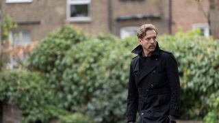 N°01 dans 38 pays : Ce thriller haletant avec Damian Lewis (“Homeland”) fait un carton partout dans le monde