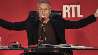 "J'espère qu'une chaîne télé sera intéressée" : Laurent Ruquier cherche une chaîne pour diffuser les 50 ans des "Grosses Têtes"