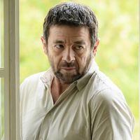 Audiences : Quel score pour le lancement de "Menace Imminente", la première série de Patrick Bruel, sur TF1 face à "L'Amour est dans le pré" sur M6 ?