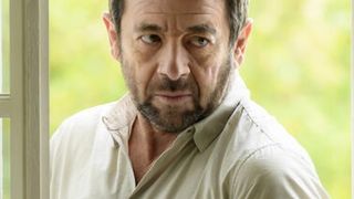 Audiences : Quel score pour le lancement de "Menace Imminente", la première série de Patrick Bruel, sur TF1 face à "L'Amour est dans le pré" sur M6 ?