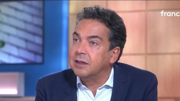 Patrick Cohen dédouané par le comité d’éthique de France Télévisions à la suite de la polémique avec Thomas Legrand