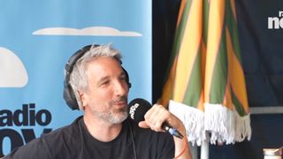 L’Arcom intervient auprès de Radio Nova après une chronique de Pierre-Emmanuel Barré sur Sophia Aram