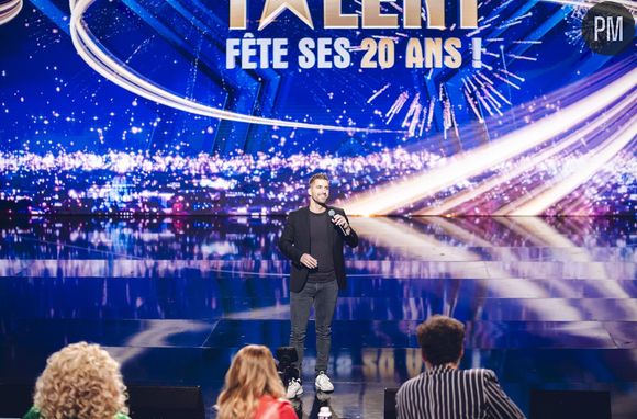 ANTOINE DONNEAUX sur la scène de "La France a un incroyable talent fête ses 20 ans !"