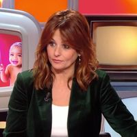 Audiences dimanche : Record de saison pour Faustine Bollaert et "Les enfants de la télé" sur France 2, la quotidienne de la "Star Academy" au plus bas sur TF1