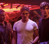 Antoine Simony (Filip), Namory Bakayoko (Adel) et Marin Judas (Frank) dans "Culte - 2Be3" sur Prime Video