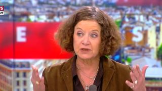 "La direction n'y était pas très favorable" : Pourquoi Élisabeth Lévy a planté le tournage du numéro de "Complément d’enquête" sur CNews