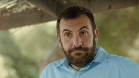 "Elle n'était pas heureuse professionnellement" : Pourquoi Juliette Chêne quitte "Camping paradis", la série avec Laurent Ournac sur TF1