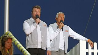 "Je ferais bien un procès à Banijay pour qu'ils n'utilisent plus le nom" : Le co-créateur d'"Intervilles" dézingue la version "tellement décevante" du jeu relancé par Nagui