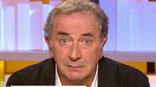 "Je pense à toi tout le temps" : François Morel submergé par l'émotion dans "La grande librairie" en s'adressant à son épouse décédée