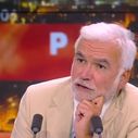 "Ils ne veulent pas discuter" : Pascal Praud s'en prend à Bruno Solo et aux signataires de la pétition contre Charles Sapin qui refusent son invitation