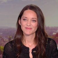 "Et vous, vous allez bien ?" : Malaise en direct dans le "20 Heures" de France 2 après une question de Léa Salamé à Marion Cotillard sur sa séparation d'avec Guillaume Canet