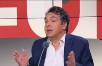 Patrick Cohen a fustigé CNews dans les "Grandes Gueules"