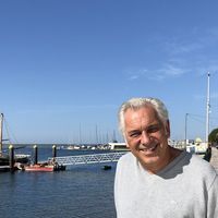 "La promesse de départ n'était pas forcément tenue" : De retour sur T18, Stéphane Thebaut explique son choix d'arrêter "M comme maison" sur C8