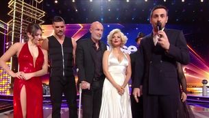 "Il s'est blessé à l'entraînement" : Camille Combal annonce le forfait de Frank Leboeuf pour le cinquième prime de "Danse avec les stars"