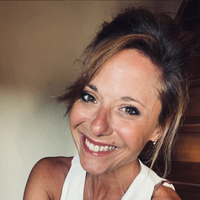 "La confiance d'Évelyne Dhéliat vaut son pesant d'or" : Qui est Carol Zanin, nouvelle présentatrice météo de LCI ?