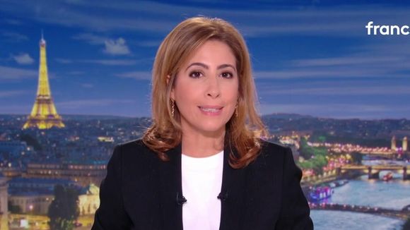 "Je ne crois pas du tout qu'elle va baisser les bras" :  Le patron de l'information de France 2 revient sur les débuts mouvementés de Léa Salamé au "20 Heures"