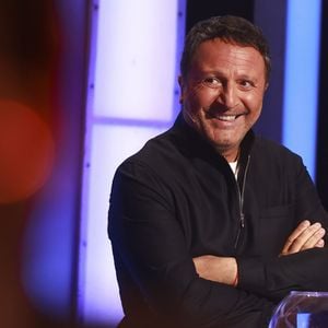Arthur aux commandes d'un nouveau numéro du jeu "Le grand concours".
© PHILIPPELEROUX / TF1
