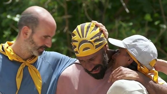 "Je prends mes responsabilités" : Ulrich fond en larmes dans "Koh-Lanta" après avoir fait perdre l'équipe jaune