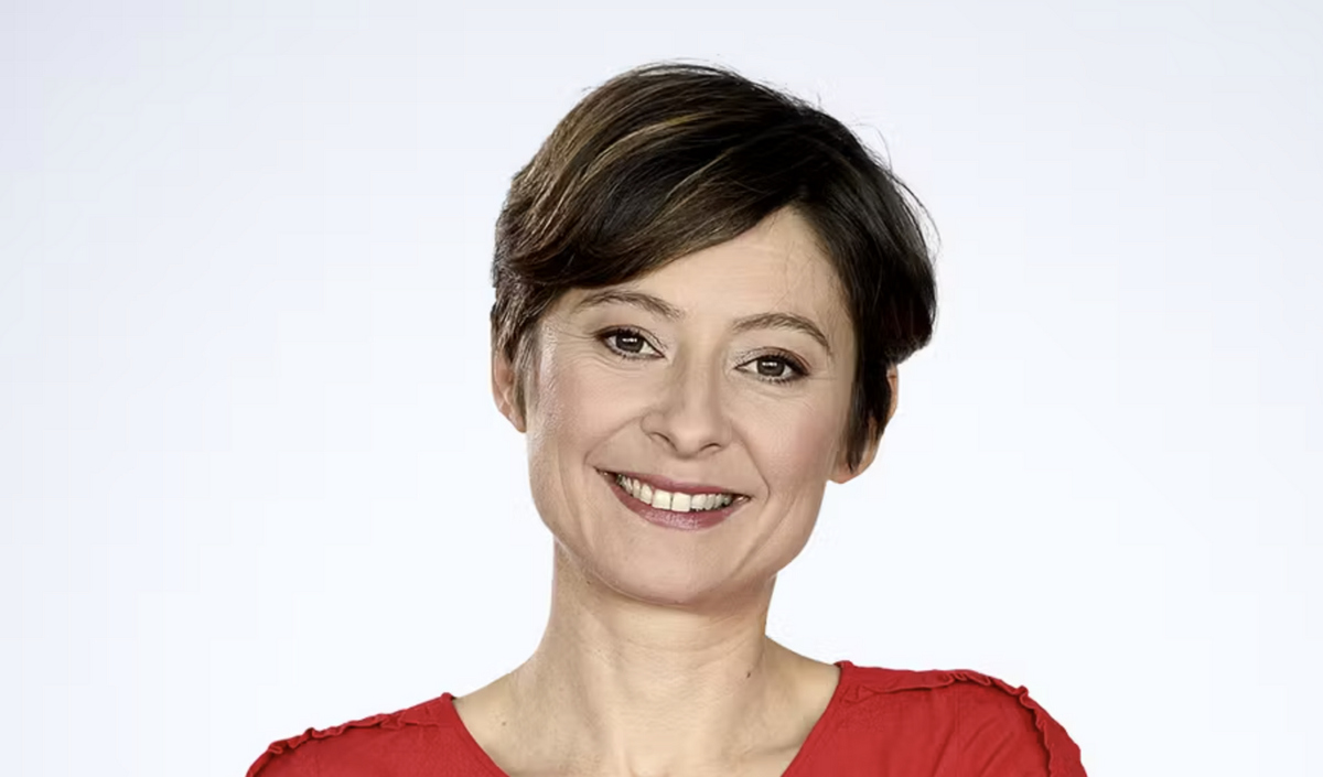 "Sans regret, et avec enthousiasme" : Alexandra Bensaid quitte le micro France Inter pour rejoindre la direction de la rédaction