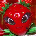 "Mask Singer" 2025 : Quelle célébrité se cachait sous le costume du Fraisier et a été éliminée ce vendredi soir sur TF1
