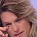 "Je ne m'attendais pas à celle-là" : Amélie Mauresmo fond en larmes dans "Clique" sur Canal+ après une question de Mouloud Achour