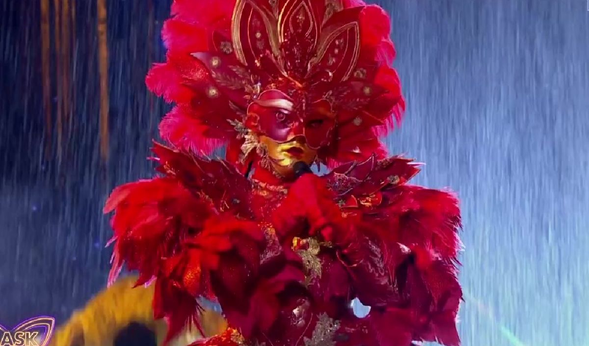 "Mask Singer" 2026 : La Vénitienne première éliminée de la demi-finale, elle cachait une star des réseaux sociaux à la voix hors normes