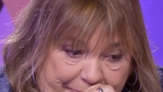 "Elle a voulu m'épargner ça..." : En larmes, Michèle Bernier revient sur les critiques ayant visé sa fille Charlotte Gaccio