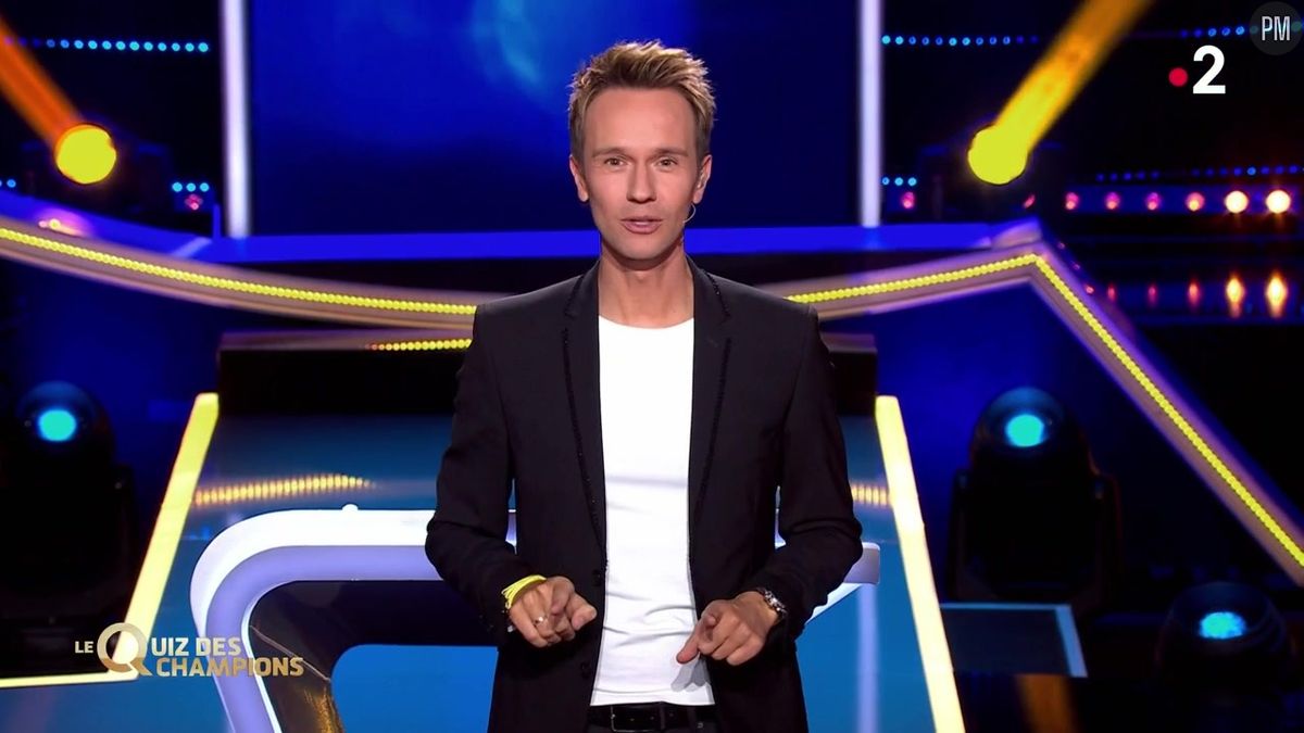 Le quiz des champions" 2025 : Qui a gagné la 8e édition du jeu présenté par Cyril  Féraud sur France 2 ? - Puremédias