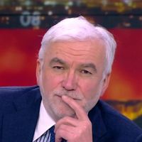 "Il y a des polémiques qu’on ne voit pas venir" : Après la saisie de l’Arcom, Pascal Praud prend la défense de Karine Le Marchand après ses propos jugés "racistes" sur CNews