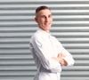 Charlie Anne rêve d'ouvrir son propre restaurant en Normandie.