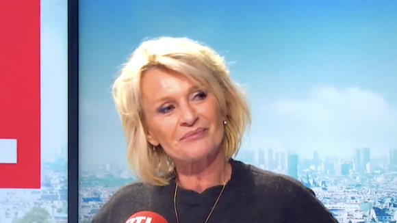"À France 2, je sentais que j’étais un peu considérée comme un meuble" : 2 ans après son départ, Sophie Davant règle ses comptes avec la direction du groupe public