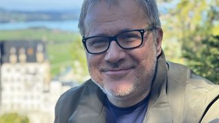 Audiences : Même en rediffusion, "Camping paradis" parade sur TF1, France 5 s'offre le podium grâce à Philippe Gougler, M6 plonge à la 7e place avec "Lego Masters"