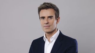 Jean-Baptiste Marteau ("Homos en politique, le dire ou pas ?" sur France 5) : "Beaucoup d'élus n'ont pas voulu apparaître, ce qui montre que c'est encore une question aujourd'hui"